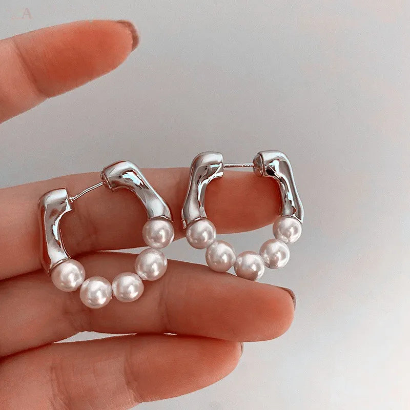 Pearl Curve Hoop Earrings