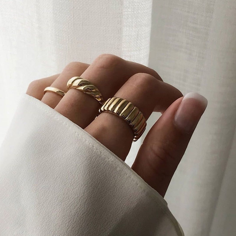 Chunky Ribbed Band Ring Bijoux
