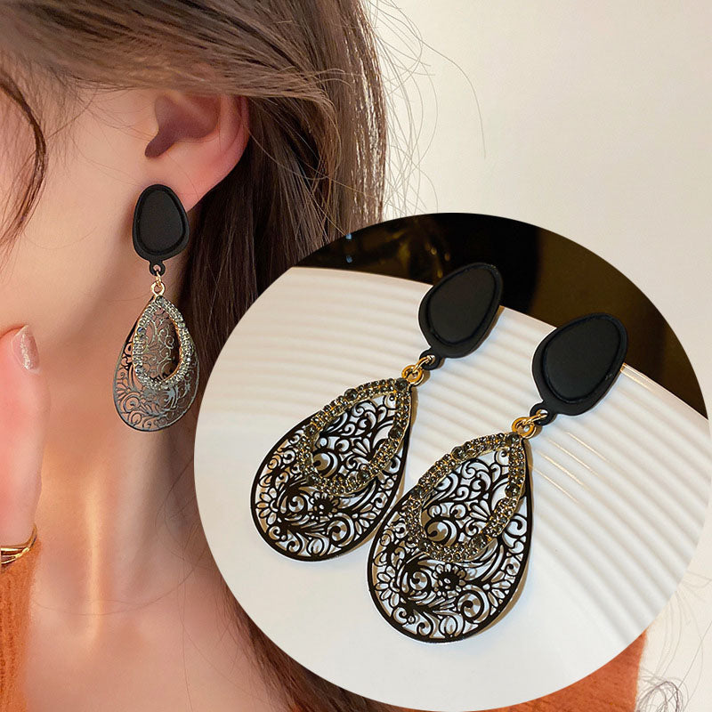Midnight Filigree Drop Earrings