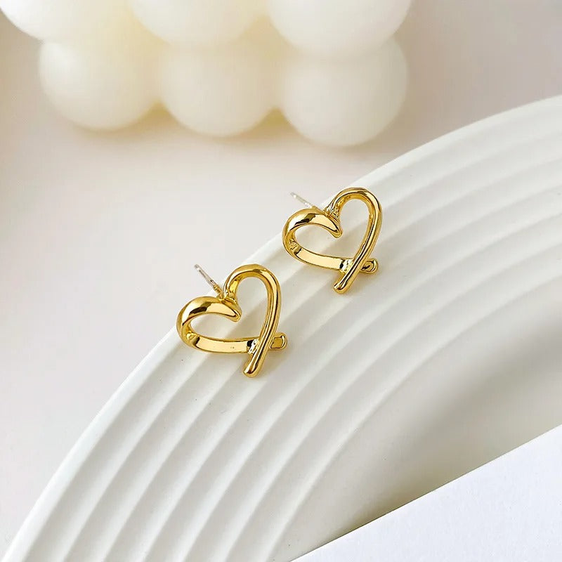 Heartbound Twists Earrings