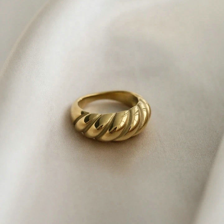 Chunky Dome Ring Crescent