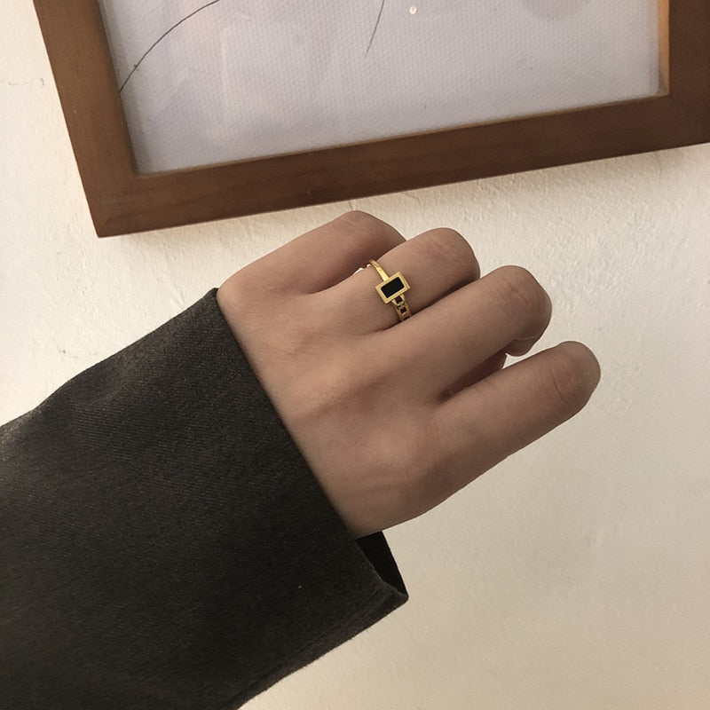 Geometric Link Accent Ring