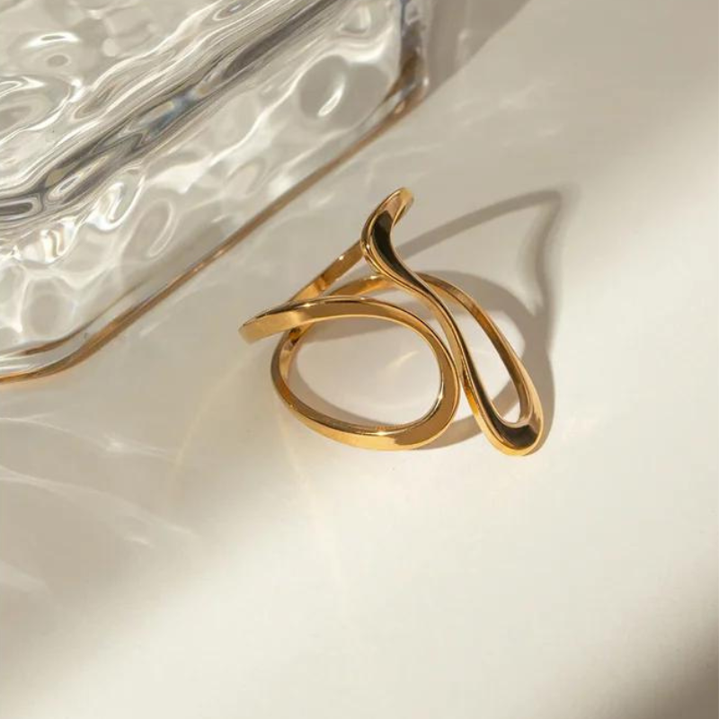 Luxe Twisters Ring
