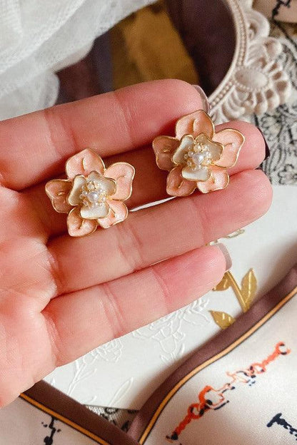 Vintage Bloom Stud Earrings