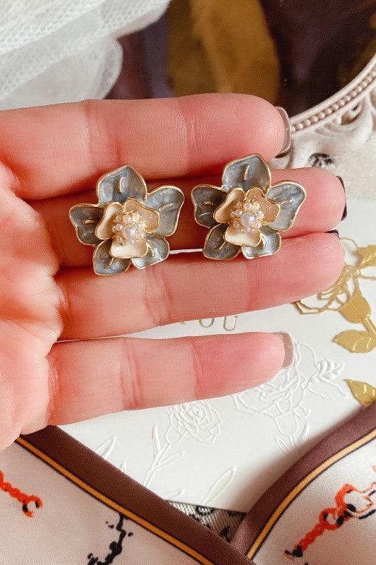 Vintage Bloom Stud Earrings