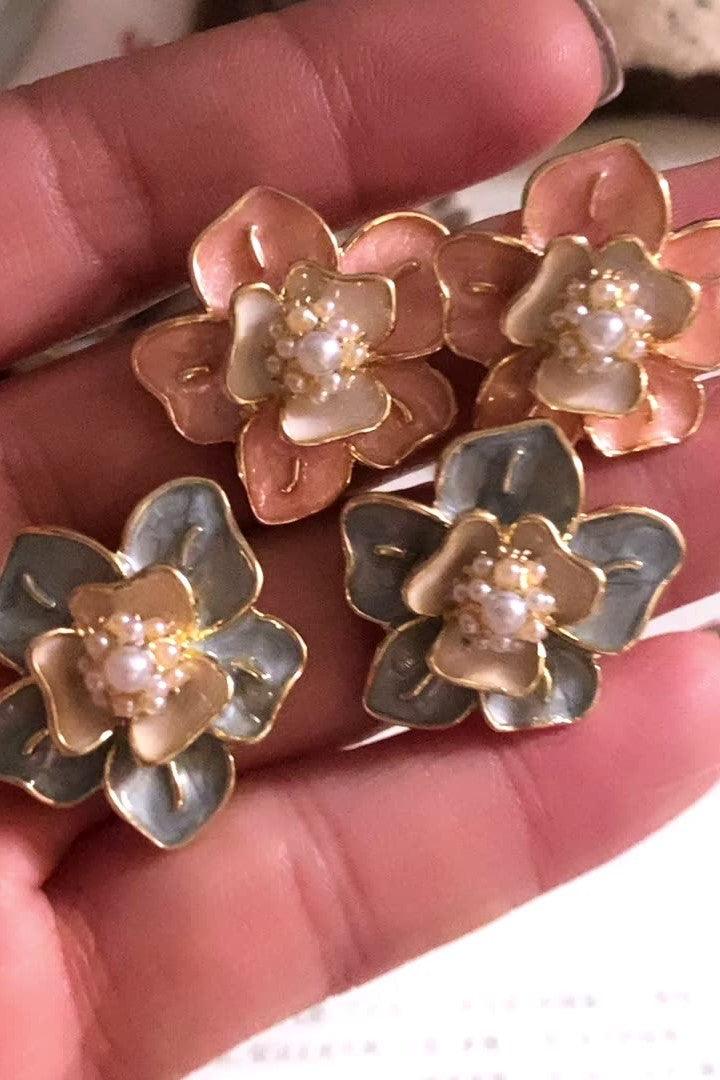 Vintage Bloom Stud Earrings