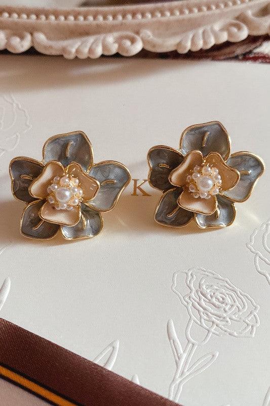 Vintage Bloom Stud Earrings