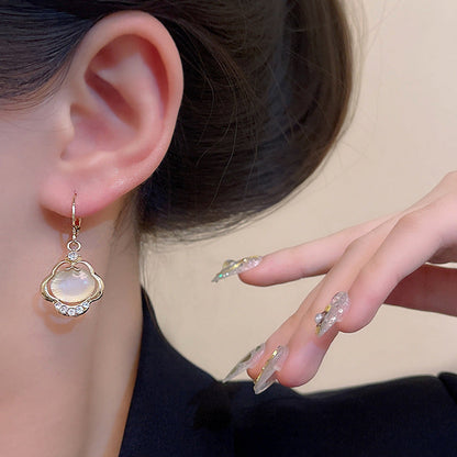 Opulent Dangles Earrings