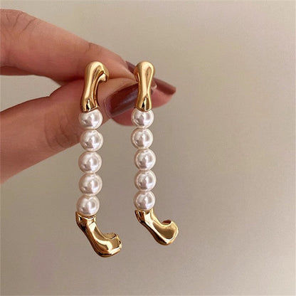 Pearl Curve Hoop Earrings