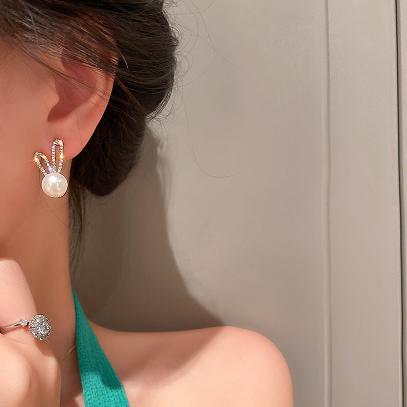 Bunny Pearls Earrings