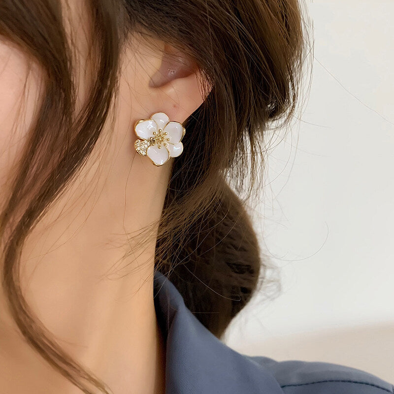 White Blossoms Earrings