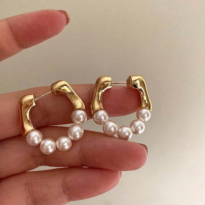 Pearl Curve Hoop Earrings