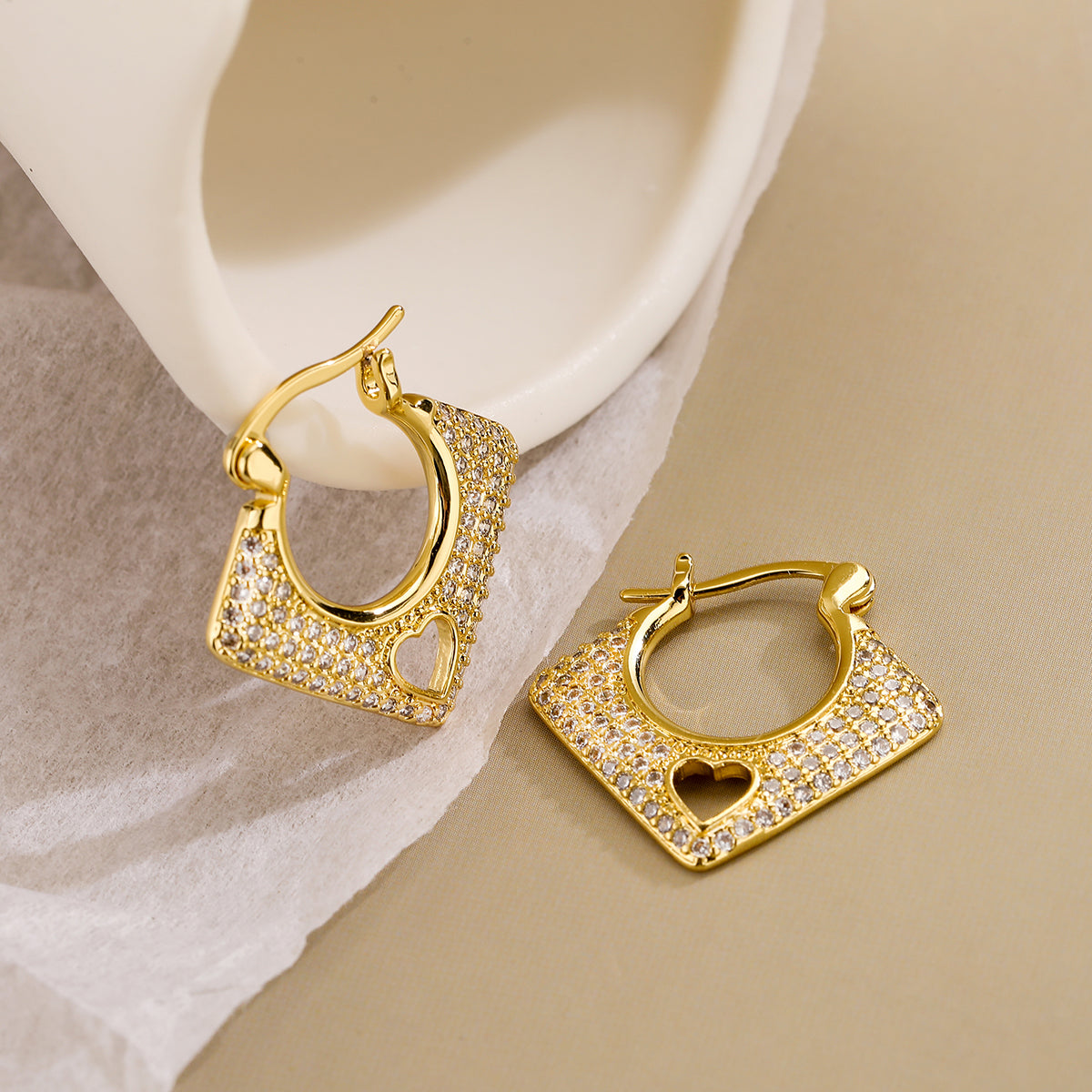 Flair Hearts Earrings