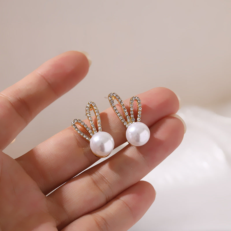Bunny Pearls Earrings