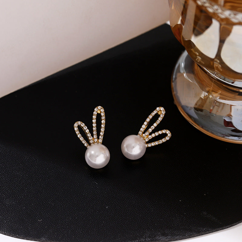 Bunny Pearls Earrings
