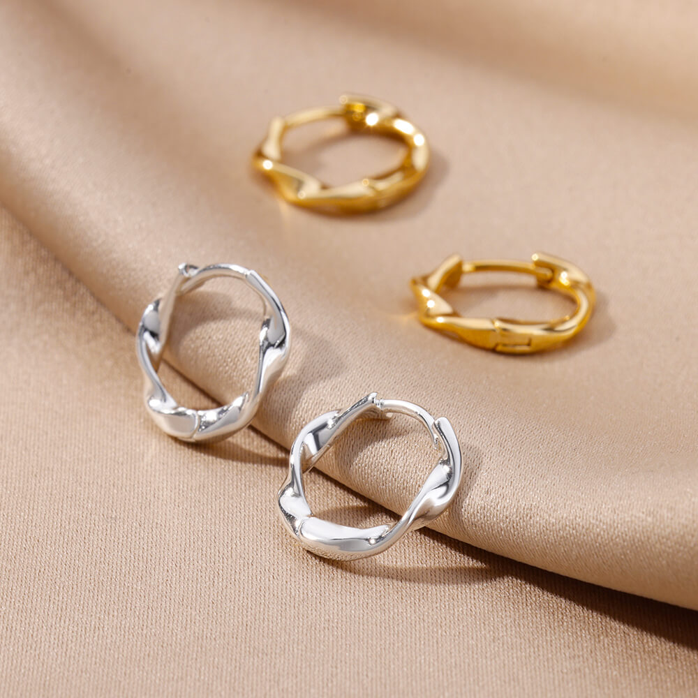 Wavy Wonders Earrings