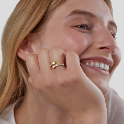 Hug Me Forever Gold Ring