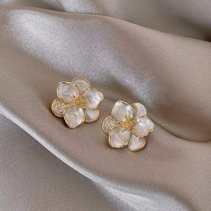 White Blossoms Earrings