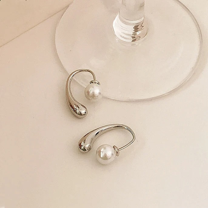 Pearly Drops Earrings