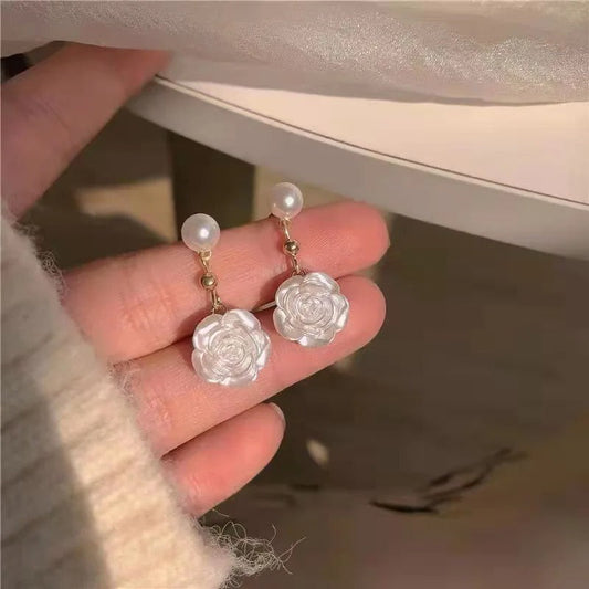 Rosy Pearls Earrings