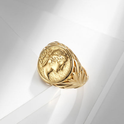 César Vintage Ring - Caesar's crown
