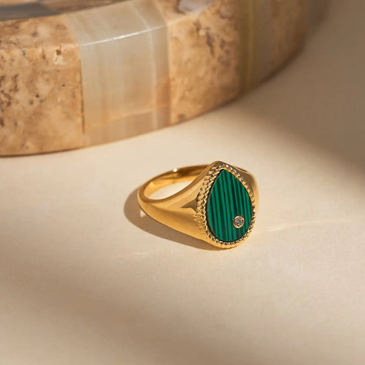 Teardrop Dream Ring