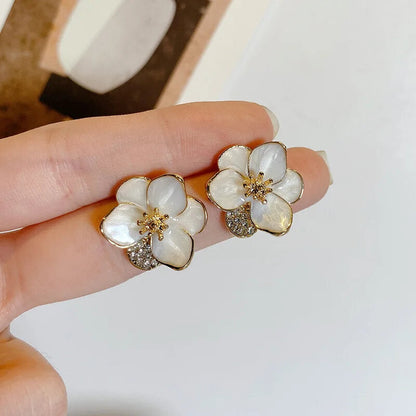 White Blossoms Earrings