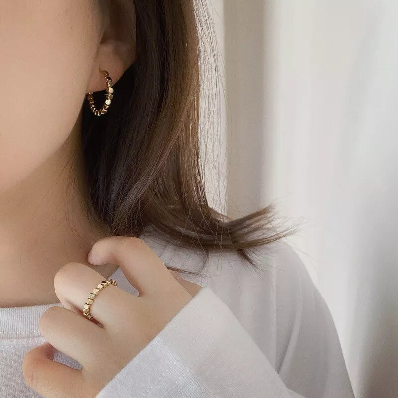 Sparkling Circles Hoop Earrings