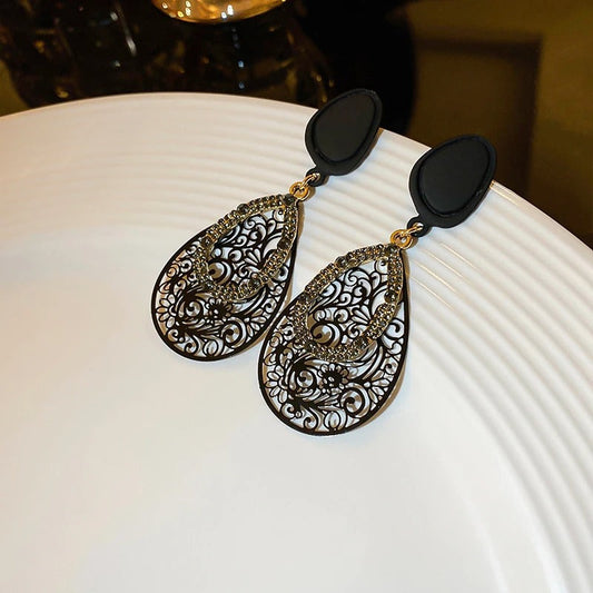 Midnight Filigree Drop Earrings