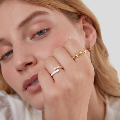 Wavey Pearl Gold Ring